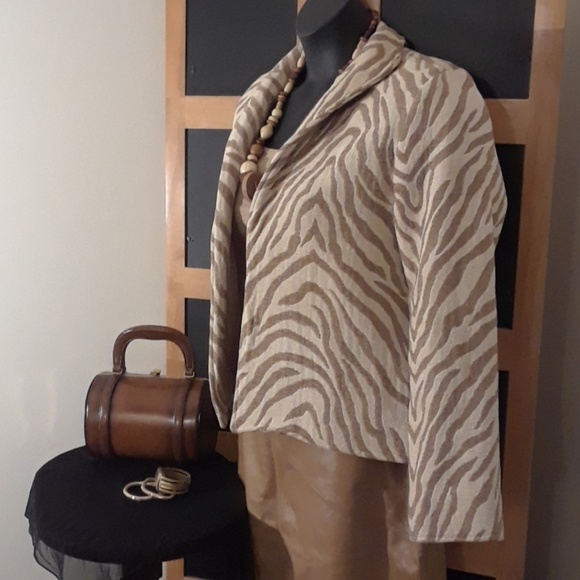 Painted Point Vintage Animal Print Blazer - Picture 5 of 8